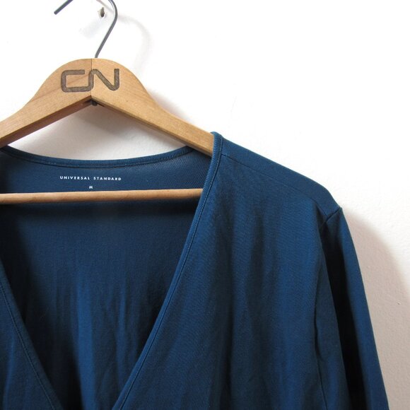 Universal Standard Long Sleeve V-Neck Geneva Dress - Picture 2 of 5